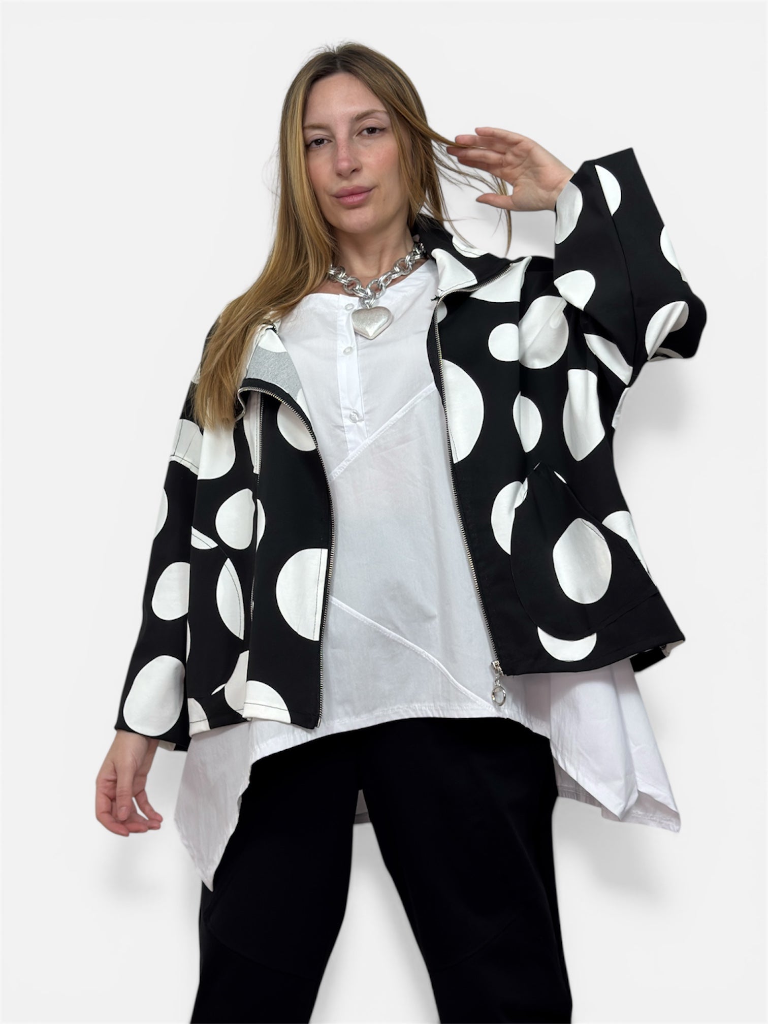 Capospalla con zip a pois 158C