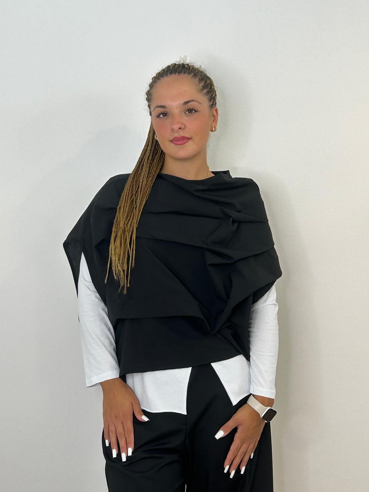 Maglia Poncho Black