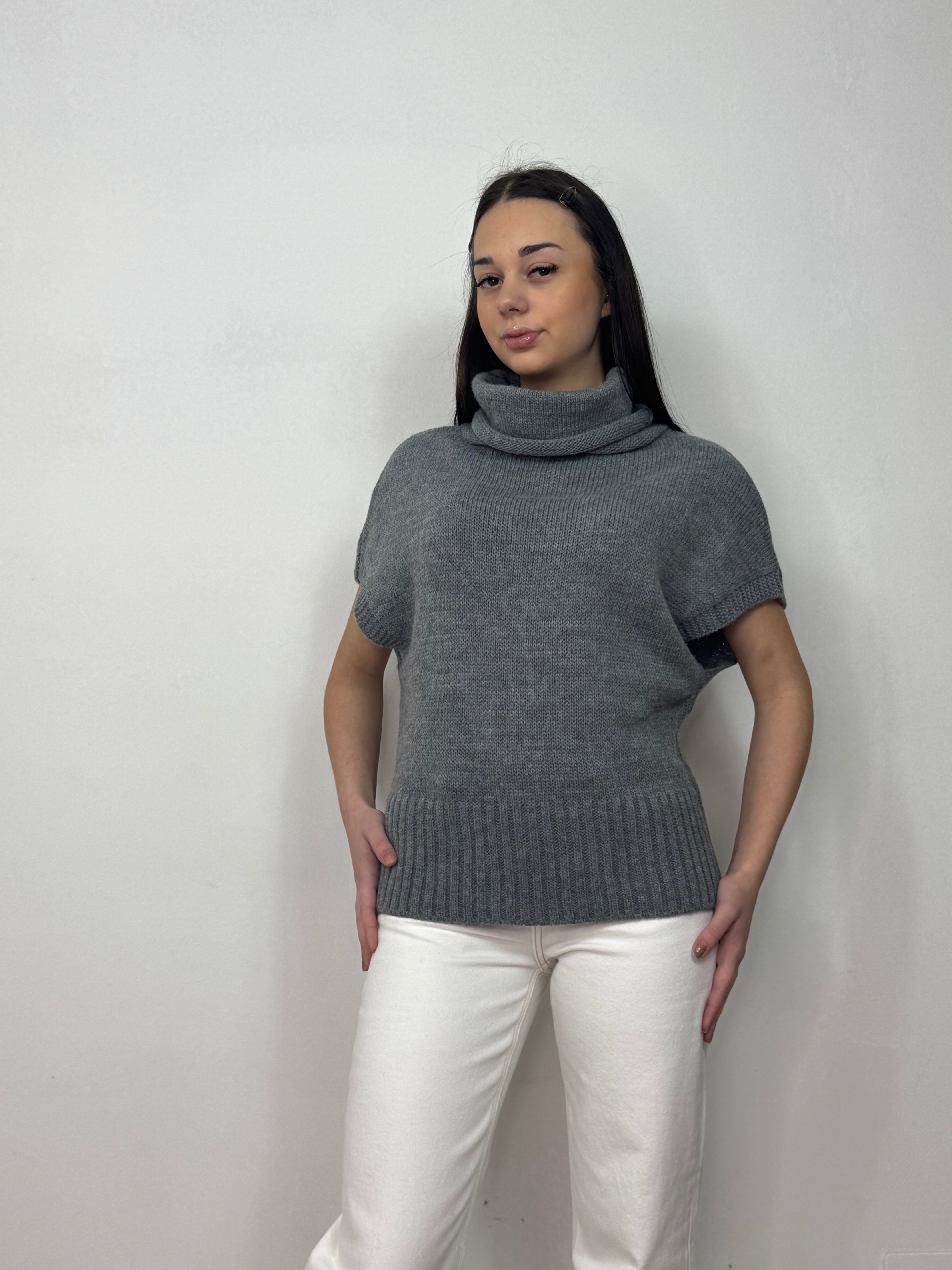 Pull Giromanica Betty