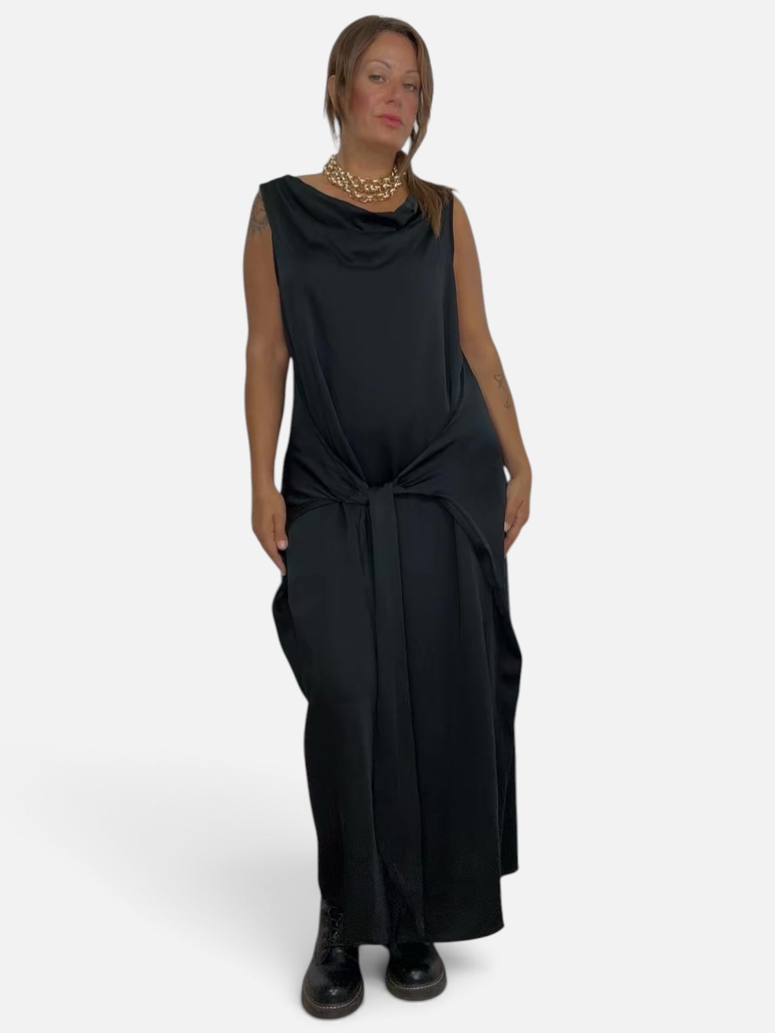 Abito Magic Black