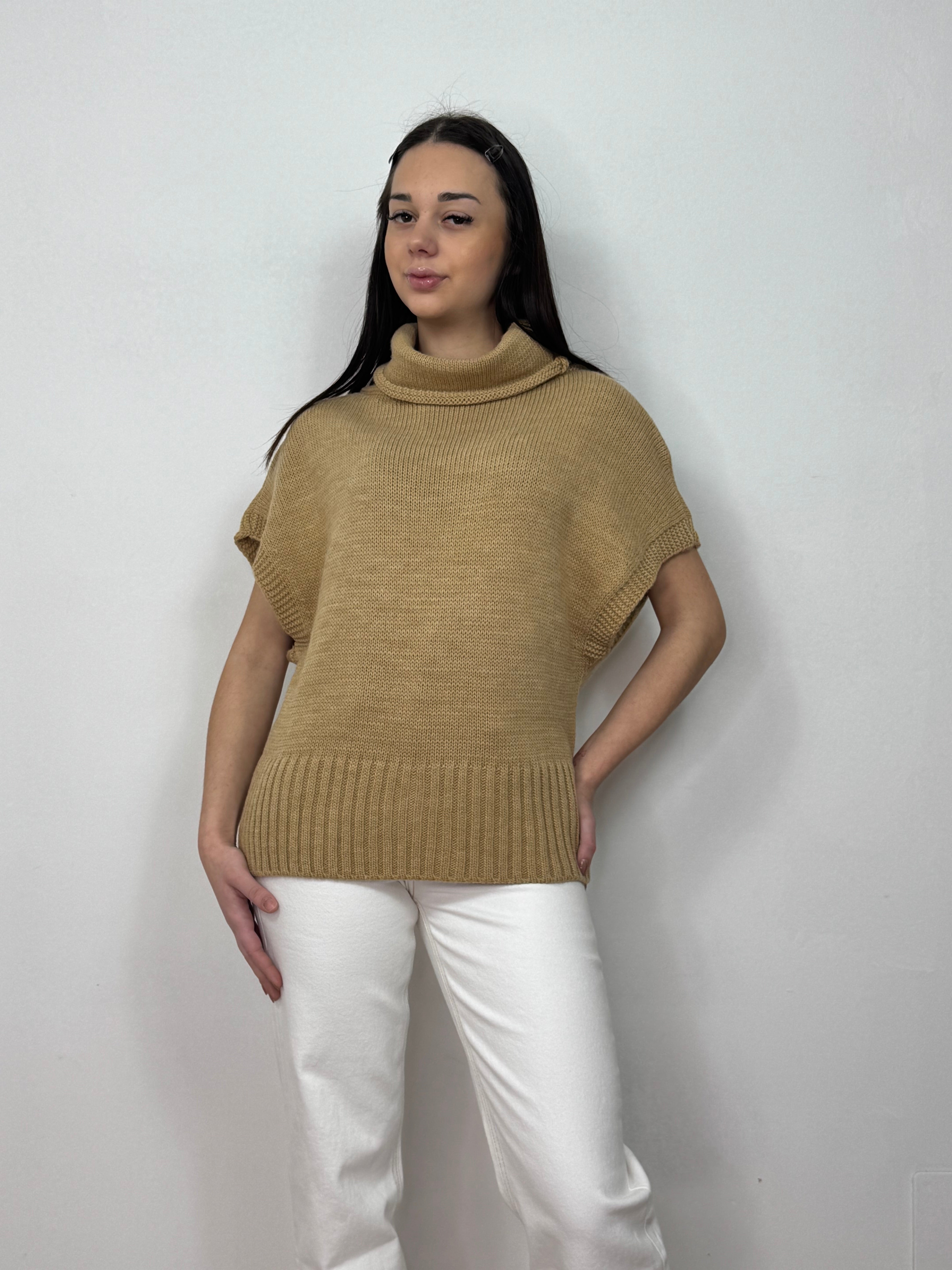 Pull Giromanica Betty