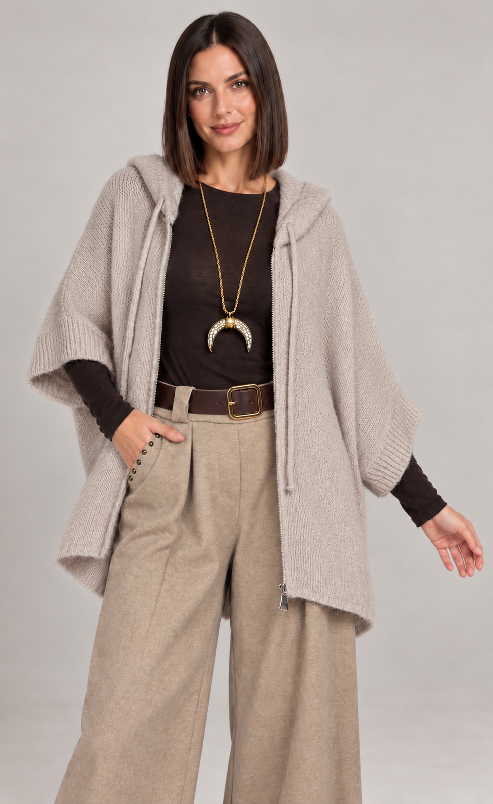 Cardigan con Zip e Cappuccio Selly in vari colori